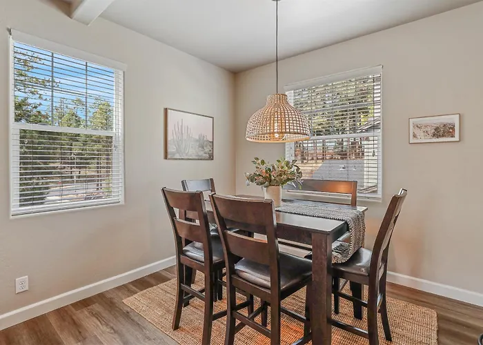 Moonlight Ridge Spacious Townhome 3 Miles From Downtown Ac Garage Near Snowbowl Flagstaff